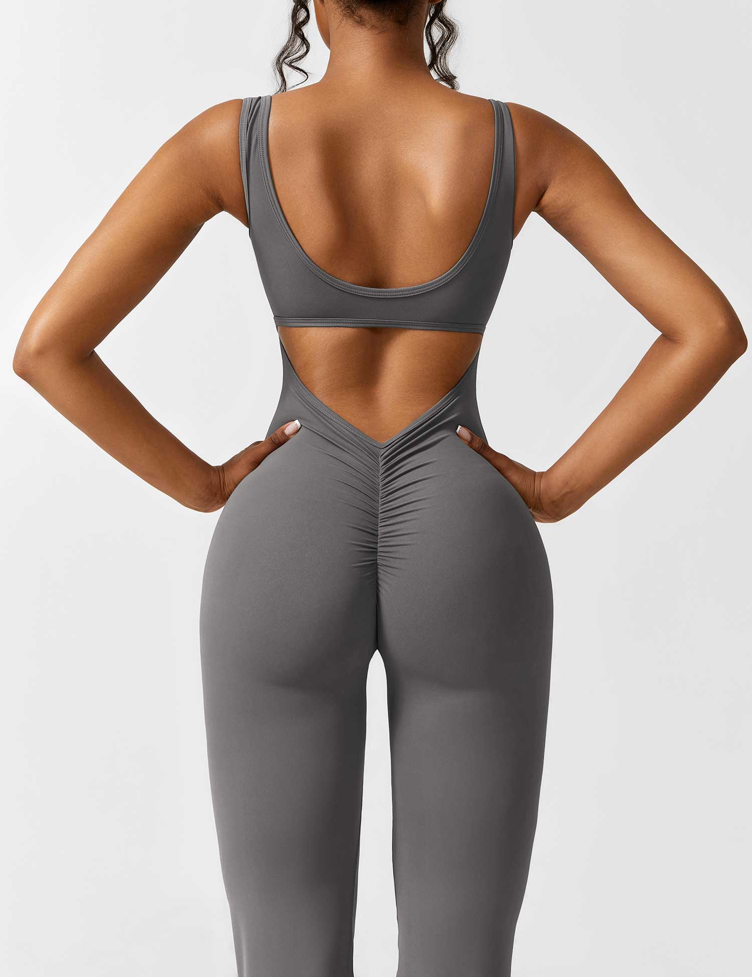 Sienna | Rückenfreier Flare-Jumpsuit - Image 19