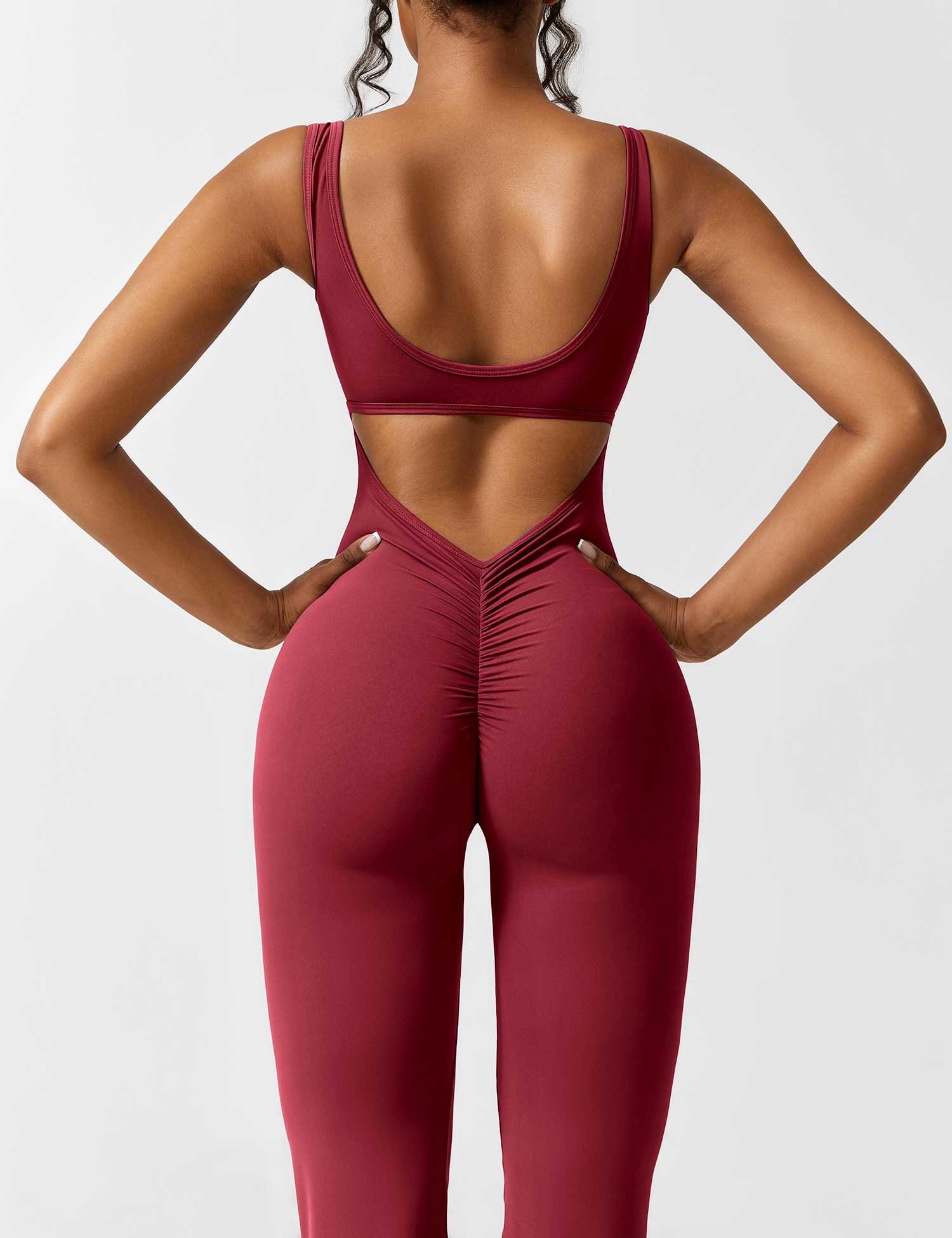 Sienna | Rückenfreier Flare-Jumpsuit - Image 24
