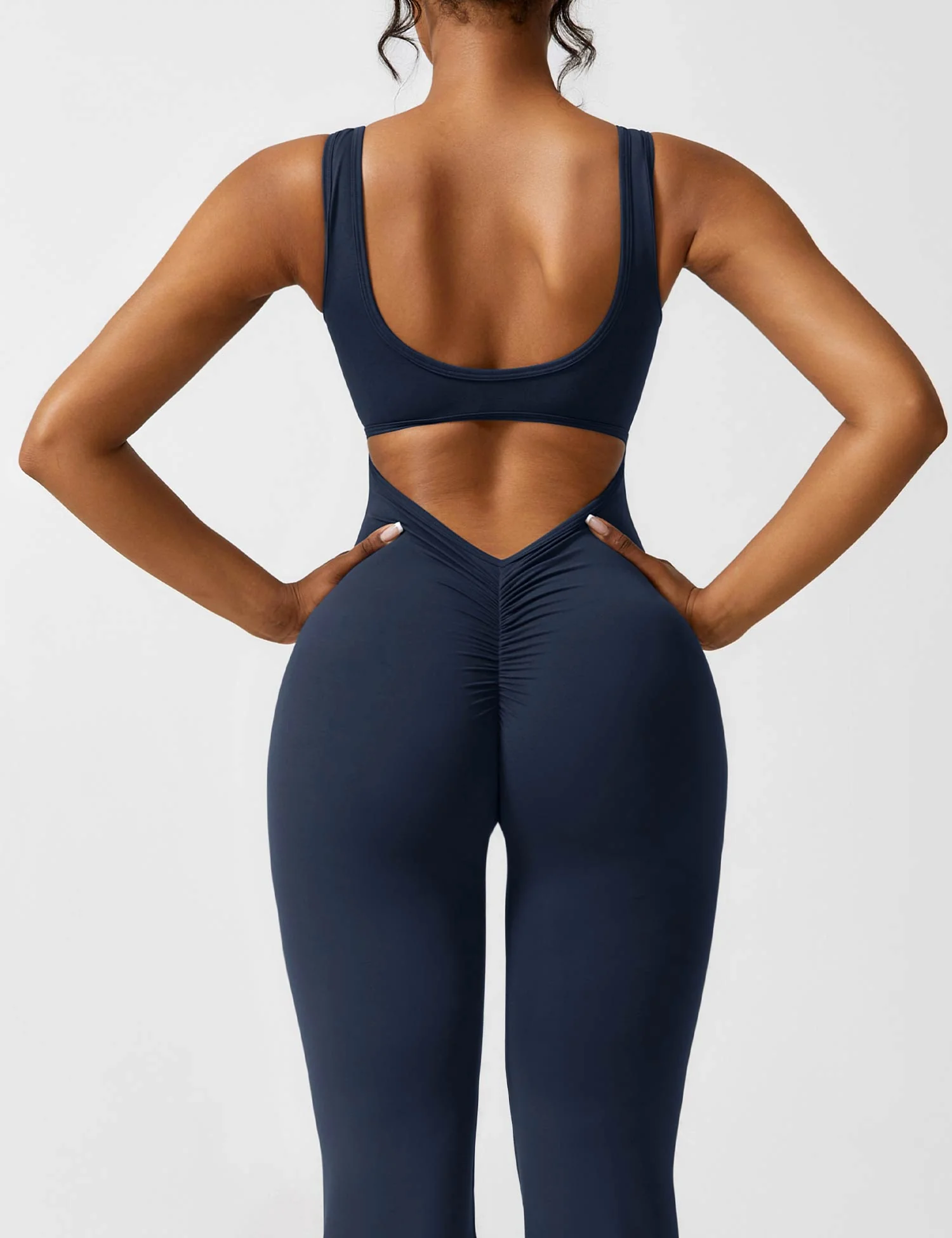 Sienna | Rückenfreier Flare-Jumpsuit - Image 4
