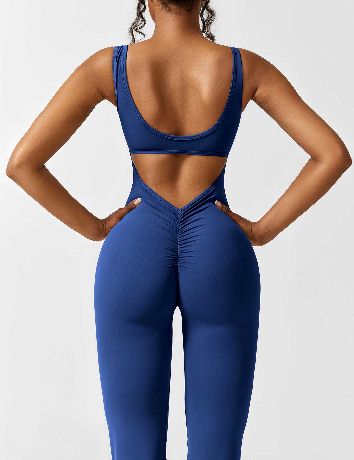 Sienna | Rückenfreier Flare-Jumpsuit - Image 49