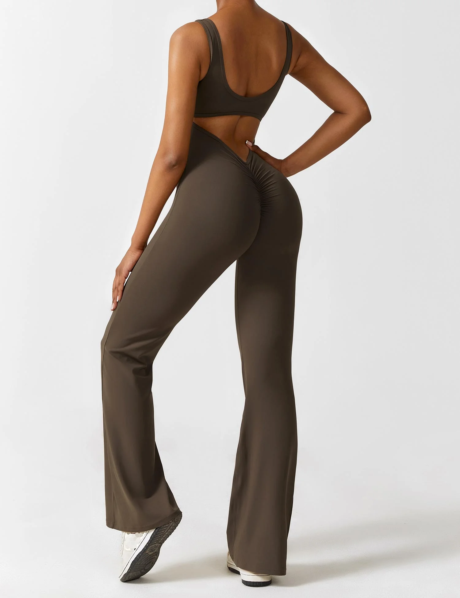 Sienna | Rückenfreier Flare-Jumpsuit - Image 8