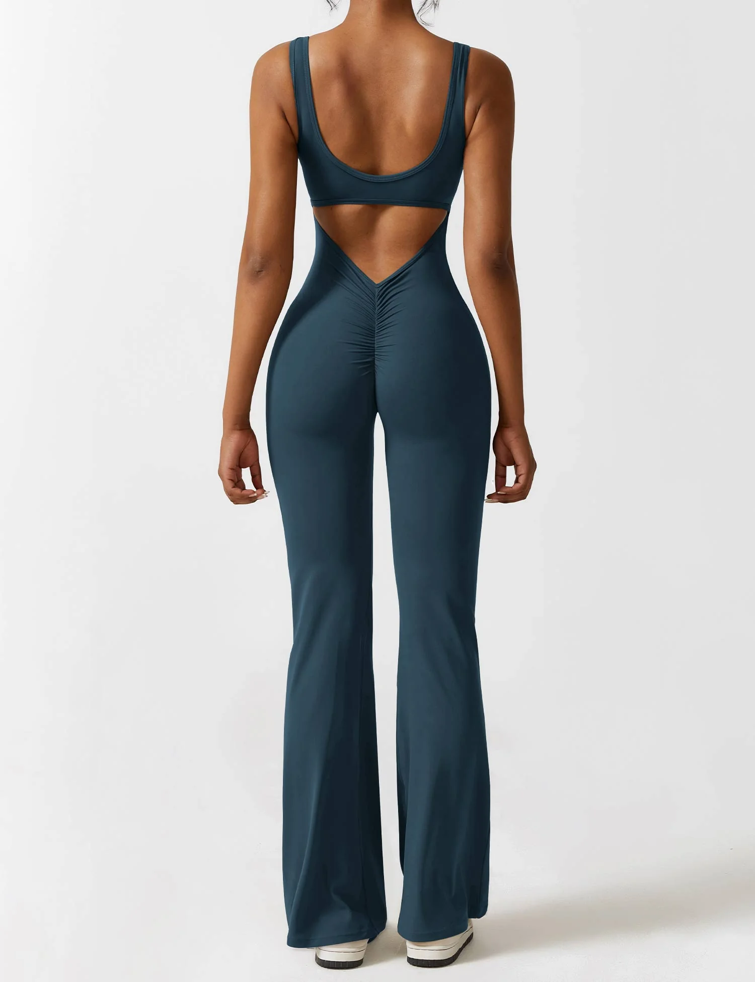 Sienna | Rückenfreier Flare-Jumpsuit - Image 89