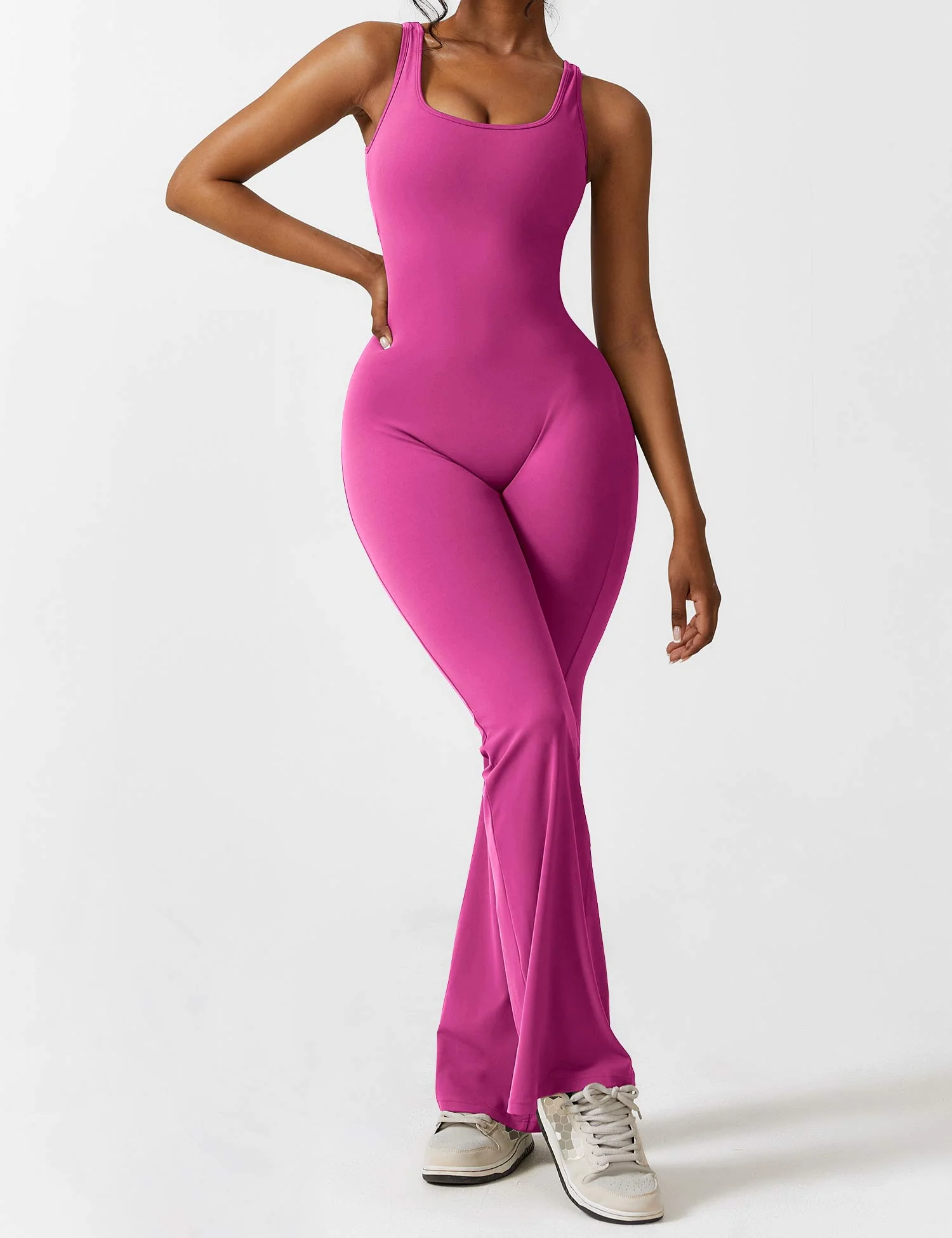 Sienna | Rückenfreier Flare-Jumpsuit - Image 91