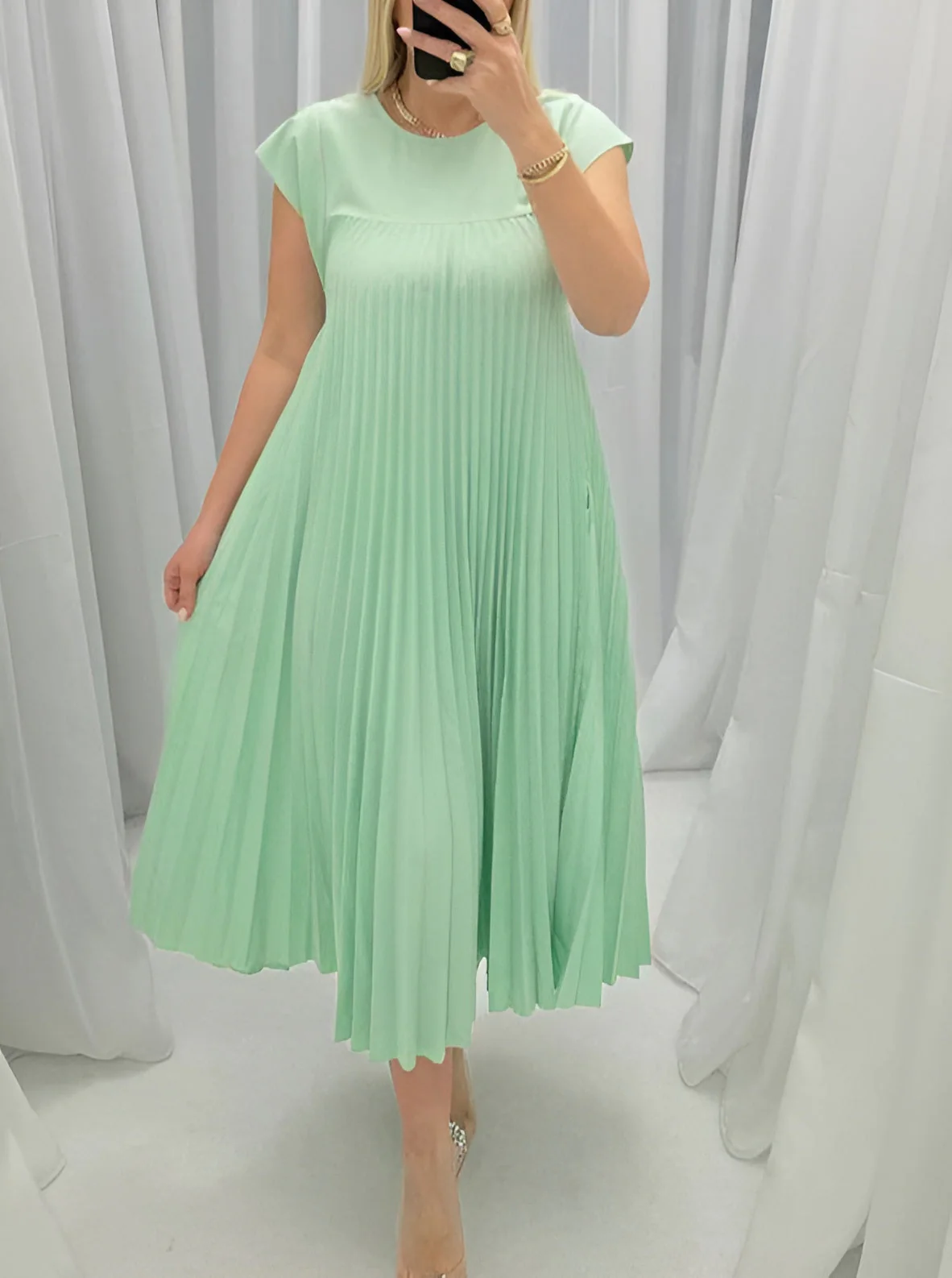 Simone | Leichte und elegante Plissiertrobe - Image 4
