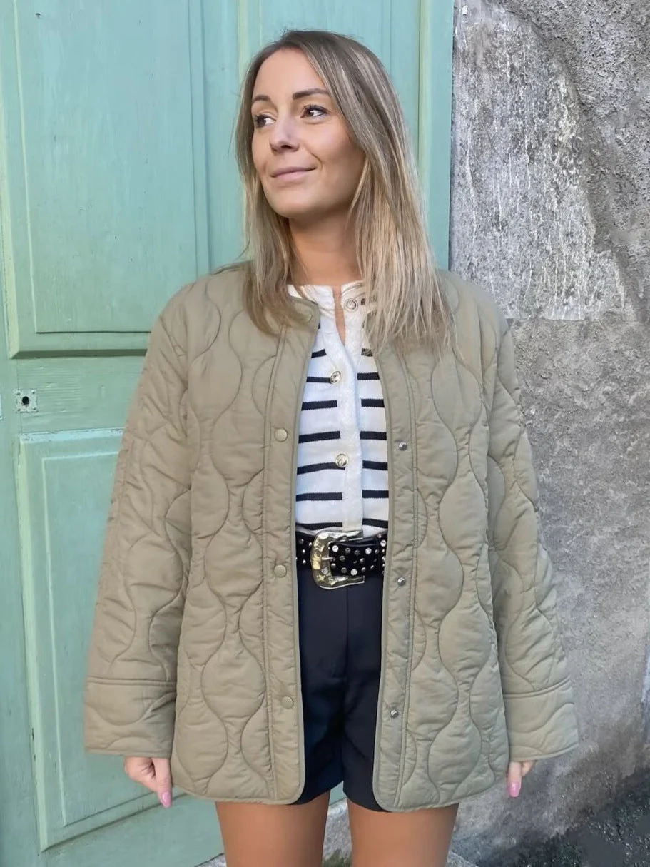 Sivya | Gestepptes Baumwolljacke Mit Rundhalsausschnitt - Image 4