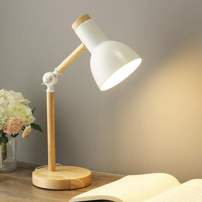 Skandinavische Tischlampe – Minimalistisches Design mit Holzdetails - Image 5