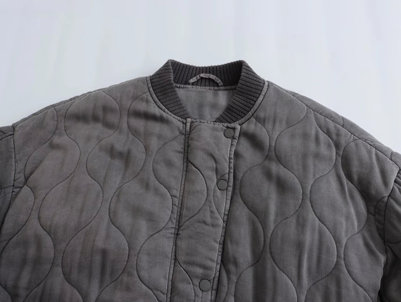 Sofia – Damen Steppjacke Mit Modernem Schnitt - Image 10