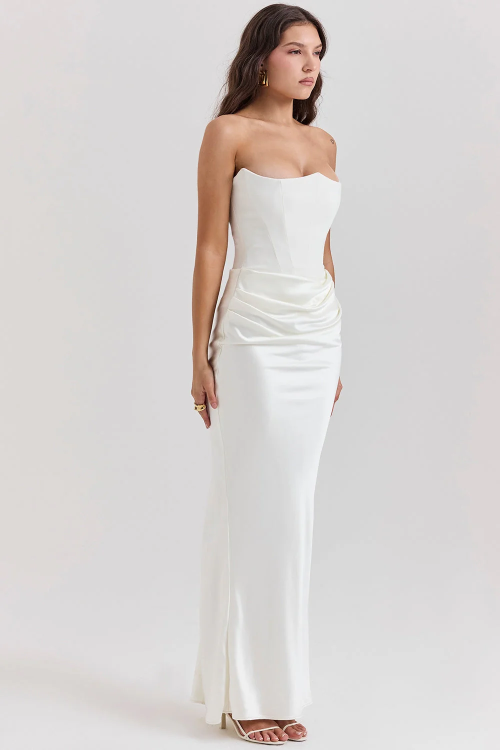 Sofía – Elegantes trägerloses Damen Maxikleid - Image 6