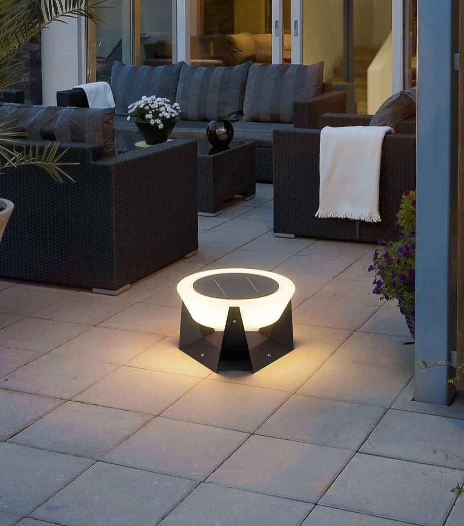 Solarbetriebene LED-Außenlampe mit geometrischem Design - Image 15