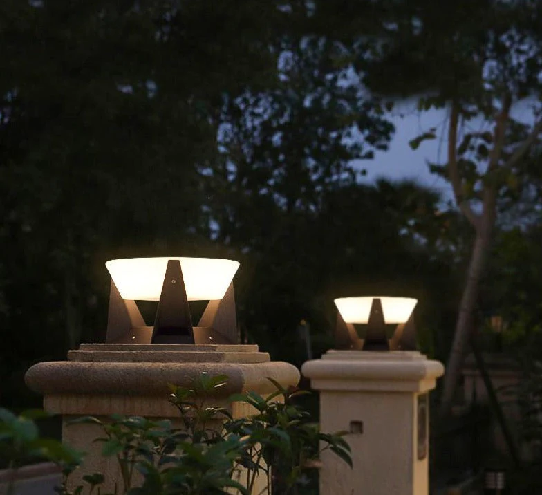 Solarbetriebene LED-Außenlampe mit geometrischem Design - Image 6