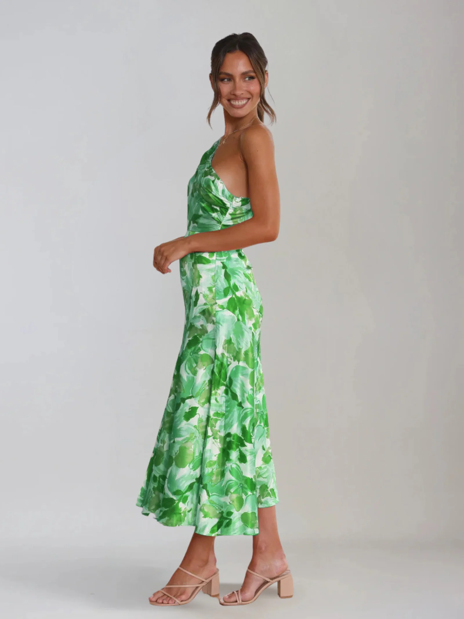 SOLE  | Blumiges Sommerkleid - Image 9