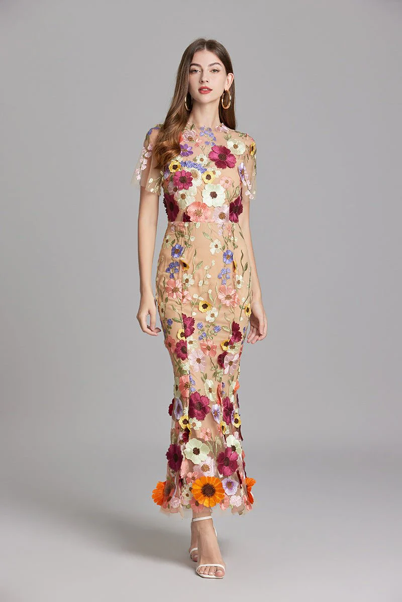 Sophia - Elegantes Blumenkleid im Midi-Stil - Image 4