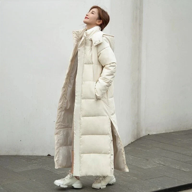 Sophie – Langer gesteppter Damen Wintermantel mit Kapuze - Image 4