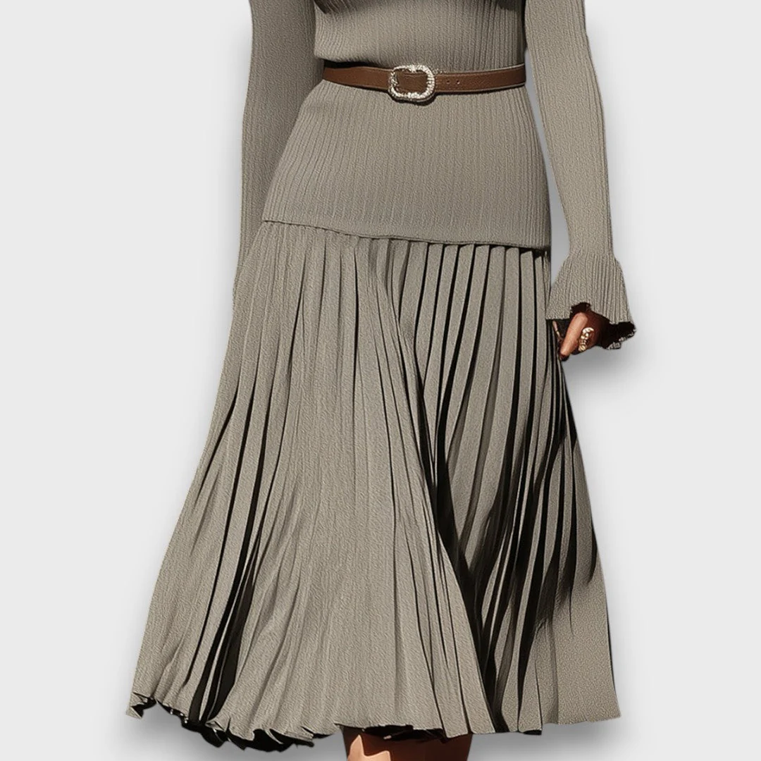 Sorelia – Plissiertes Midikleid mit Rollkragen - Image 2