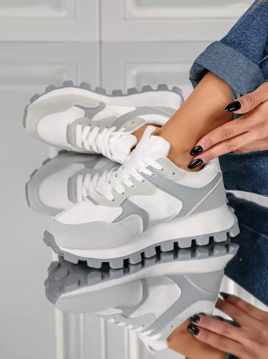 Sportliche Damen Sneaker - Image 2