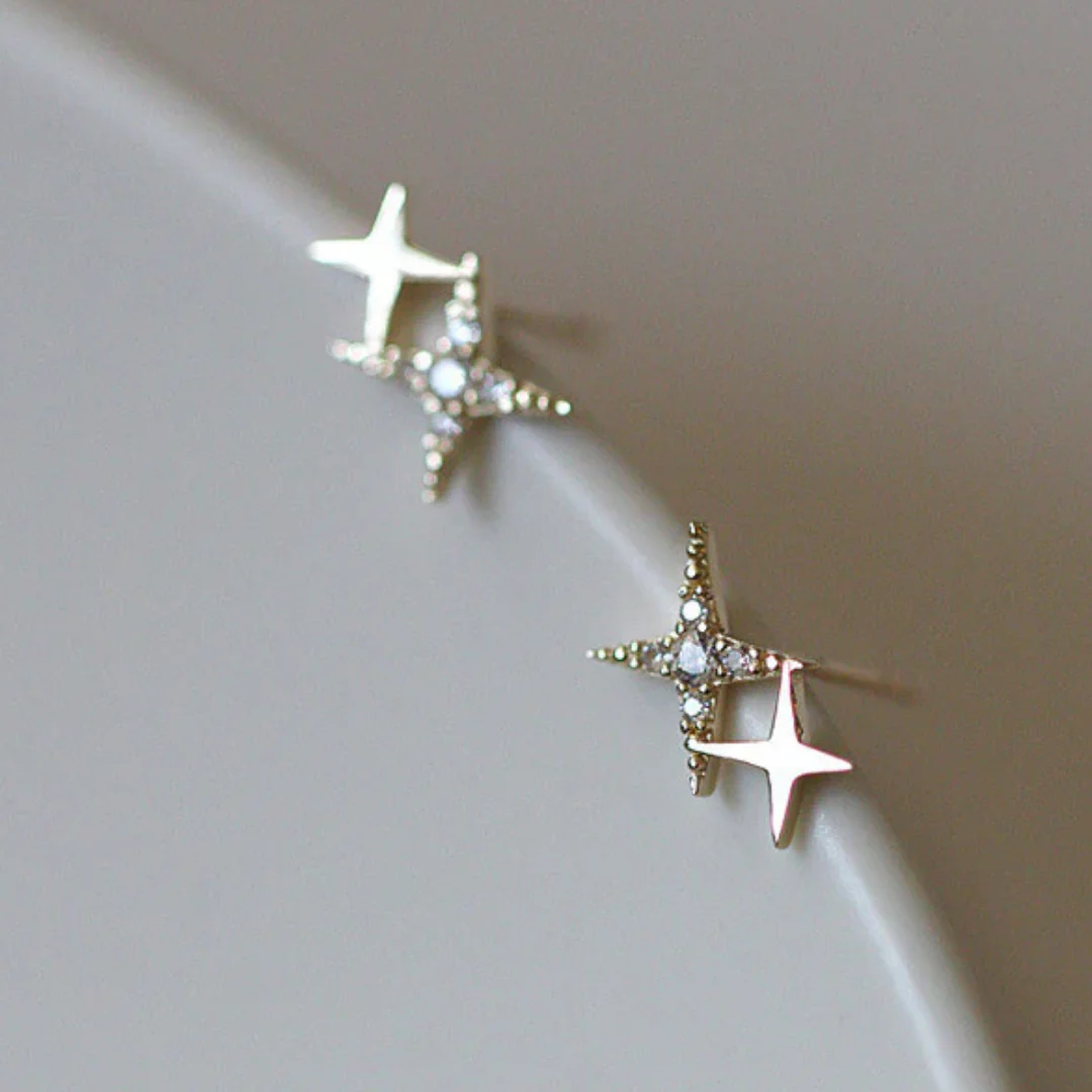 Stella – Funkelnde Stern-Ohrstecker - Image 5