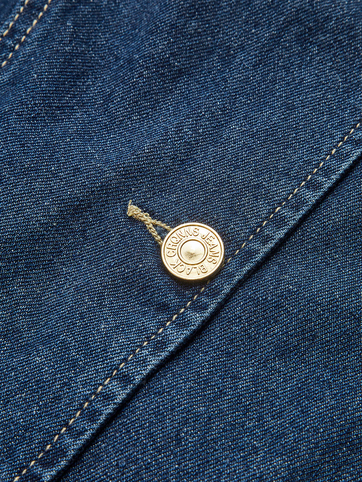STILVOLLES ZWEITEILIGES DENIM SET