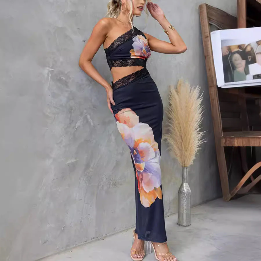 Tara- Damen Maxikleid mit asymmetrischem Ausschnitt und floralen - Image 3