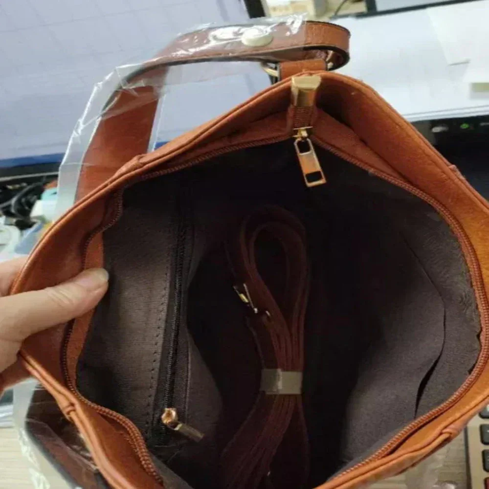Tessa | Vintage Schultertasche im klassischen und zeitlosen Design - Image 5
