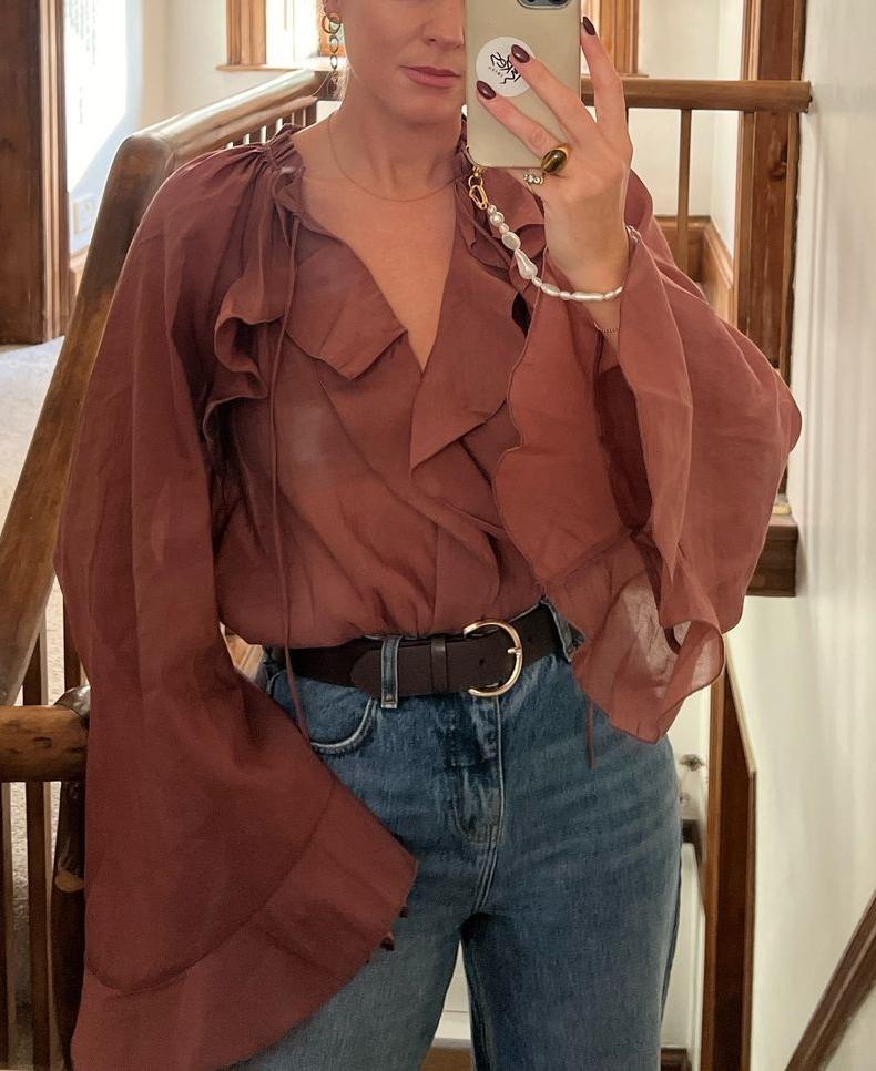 Thea- Damen luftige Bluse mit Rüschendetails und Ärmeln - Image 5