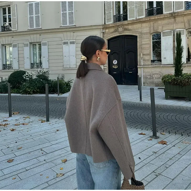 Theresa | Vielseitig kombinierbare elegante Übergangsjacke - Image 6