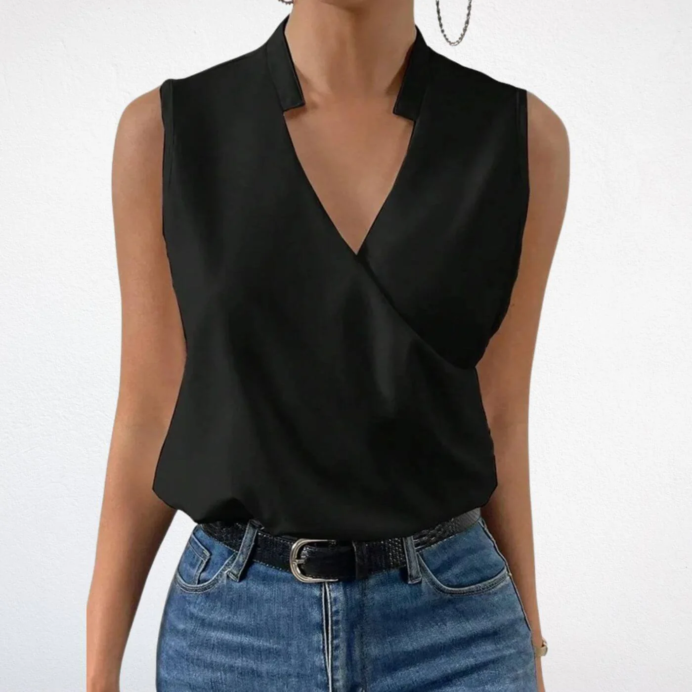 Tina – Ärmellose Bluse mit V-Ausschnitt - Image 2