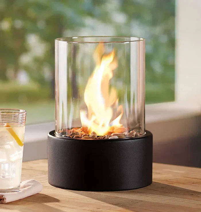 Tragbare Tischfeuerlaterne aus Stahl und Borosilikatglas – Modernes Design für den Innen- und Außenbereich - Image 2
