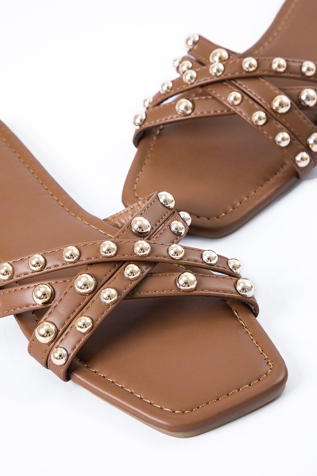 Trendige Sandalen mit Nieten-Details - Image 3