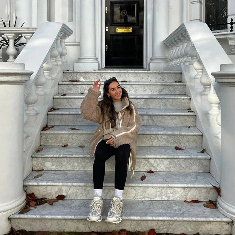 Übergroße Damenjacke aus Wolle mit hohem Kragen und Reißverschluss – trendige Jacke für Streetwear und Freizeitkleidung - Image 2
