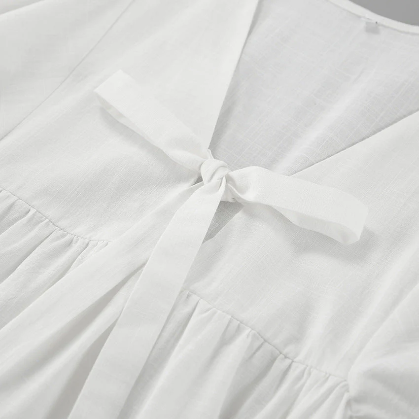 Ulrika- Damen Freizeitkleid mit tiefem V-Ausschnitt und Ärmeln - Image 4