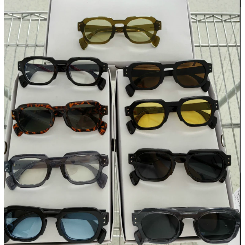 Unisex Retro Sonnenbrille | UV-Schutz - Image 2