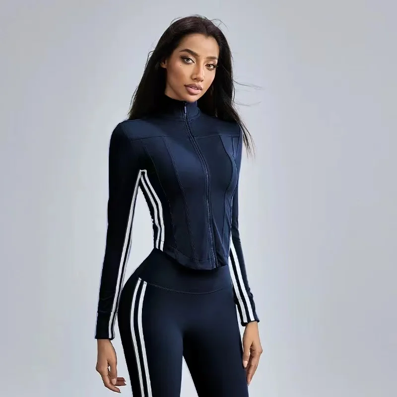 Valatra | Elastische Sportjacke für Damen Leichtgewicht - Image 3