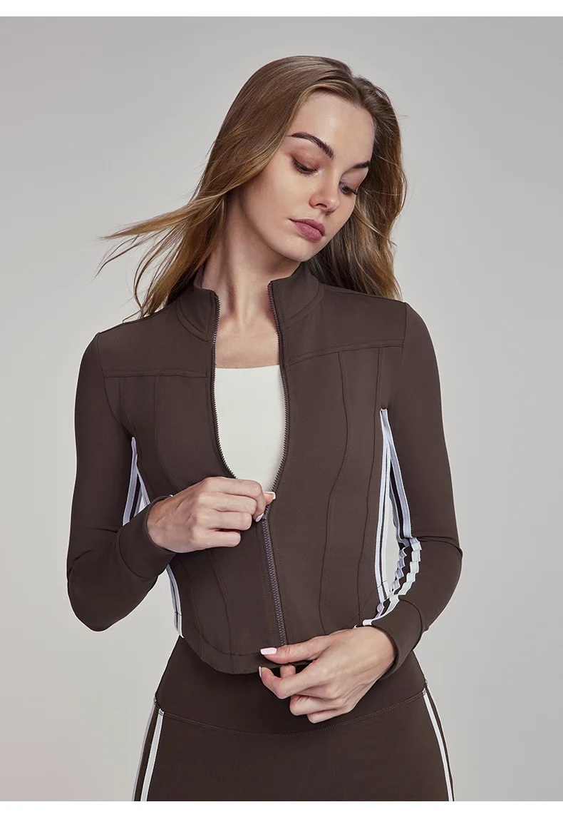 Valatra | Elastische Sportjacke für Damen Leichtgewicht - Image 8