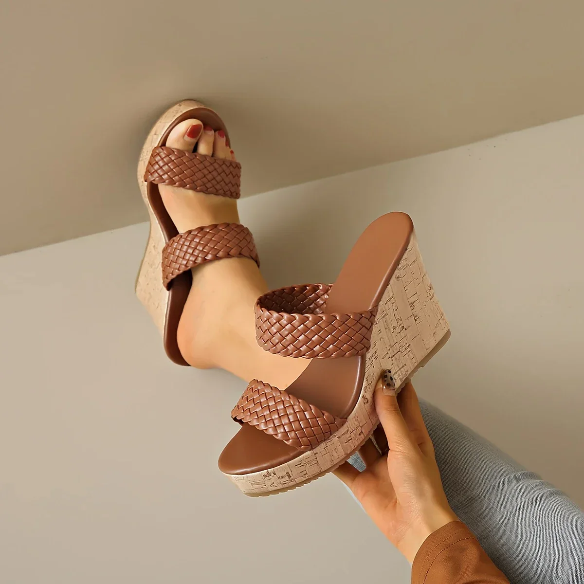 Valentina - Sommer-Keilsandalen für Frauen - Image 4