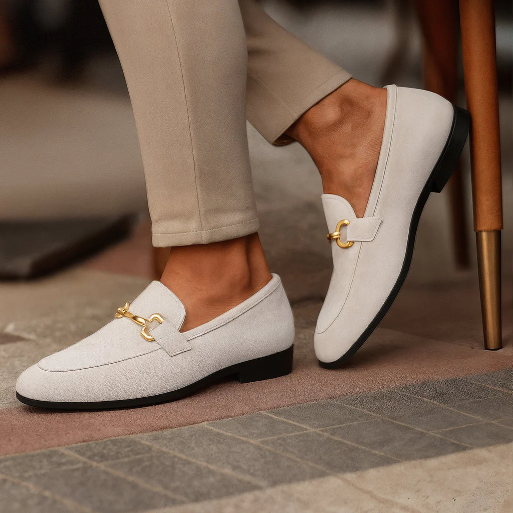 Valentino – Elegante Herren Loafer mit edler Schließe - Image 2