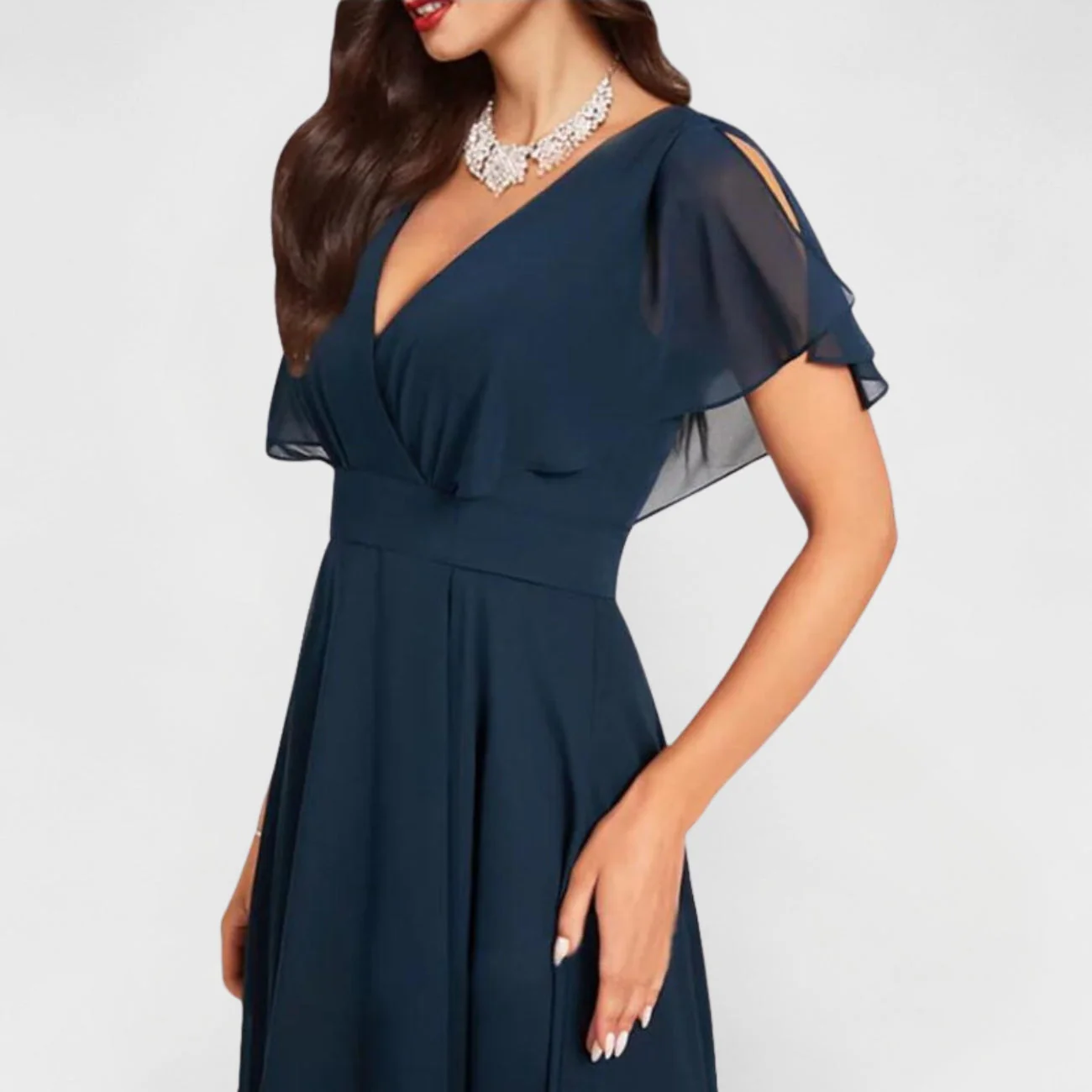 Valerie | Elegantes Maxikleid mit Fließendem V-Ausschnitt - Image 2