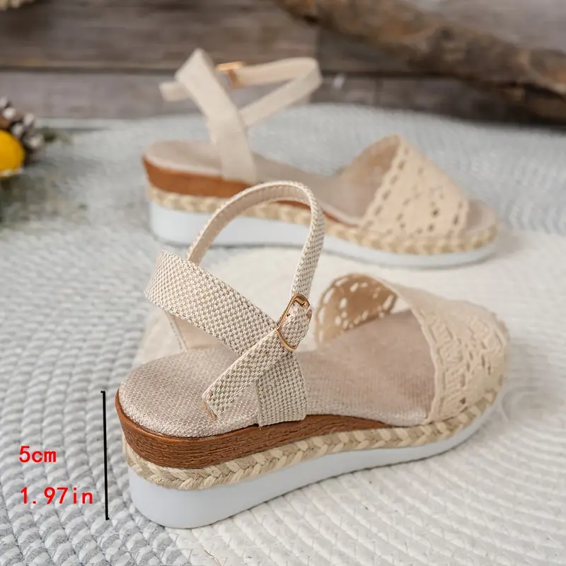 Veniza - Boho-Espadrilles mit Keilabsatz und Häkelmuster - Image 4