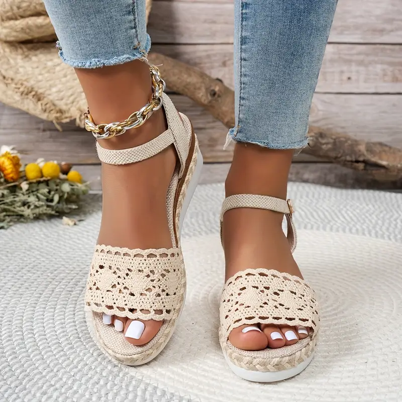 Veniza - Boho-Espadrilles mit Keilabsatz und Häkelmuster - Image 5