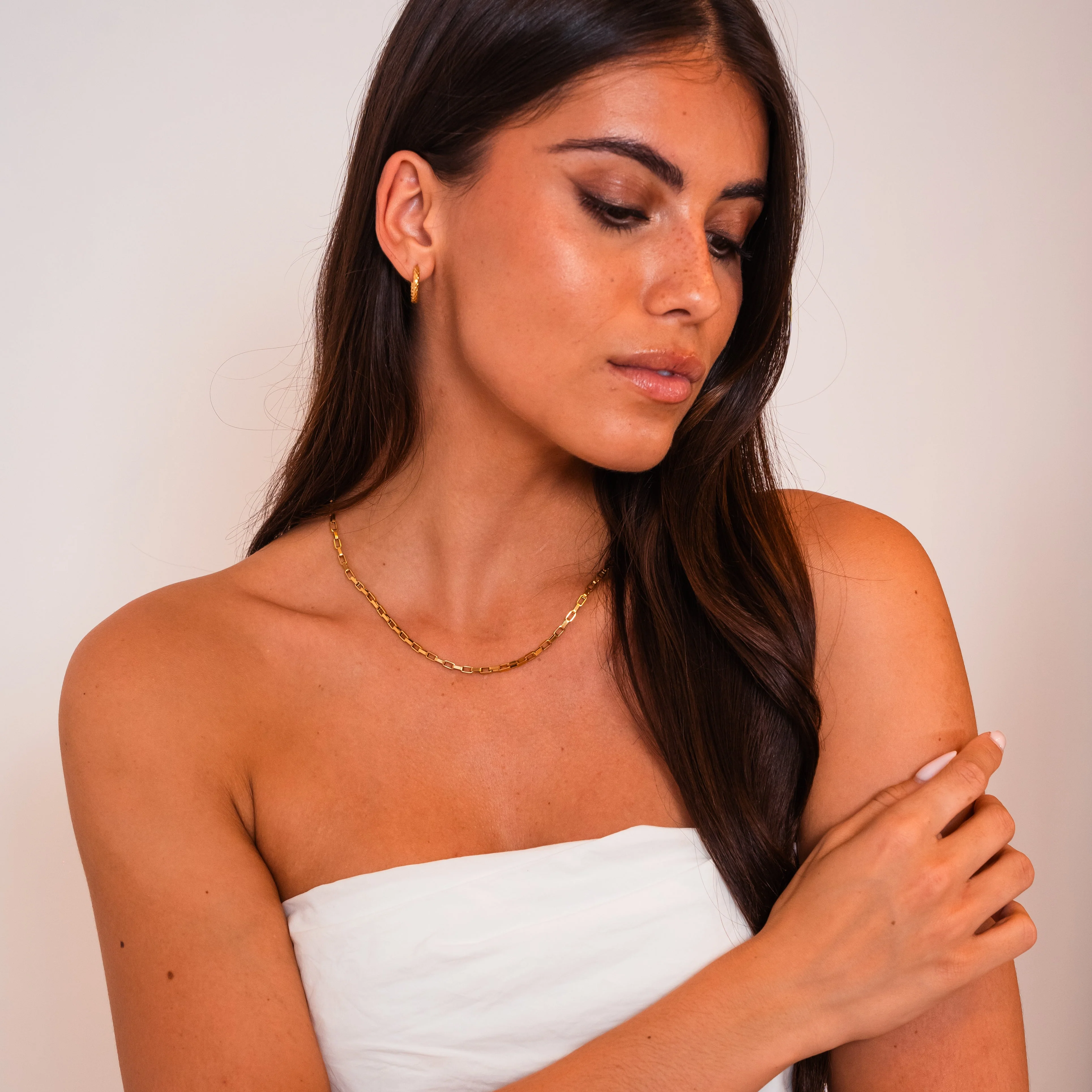 Venna: Elegantes und Stilvolles Accessoire - Image 2