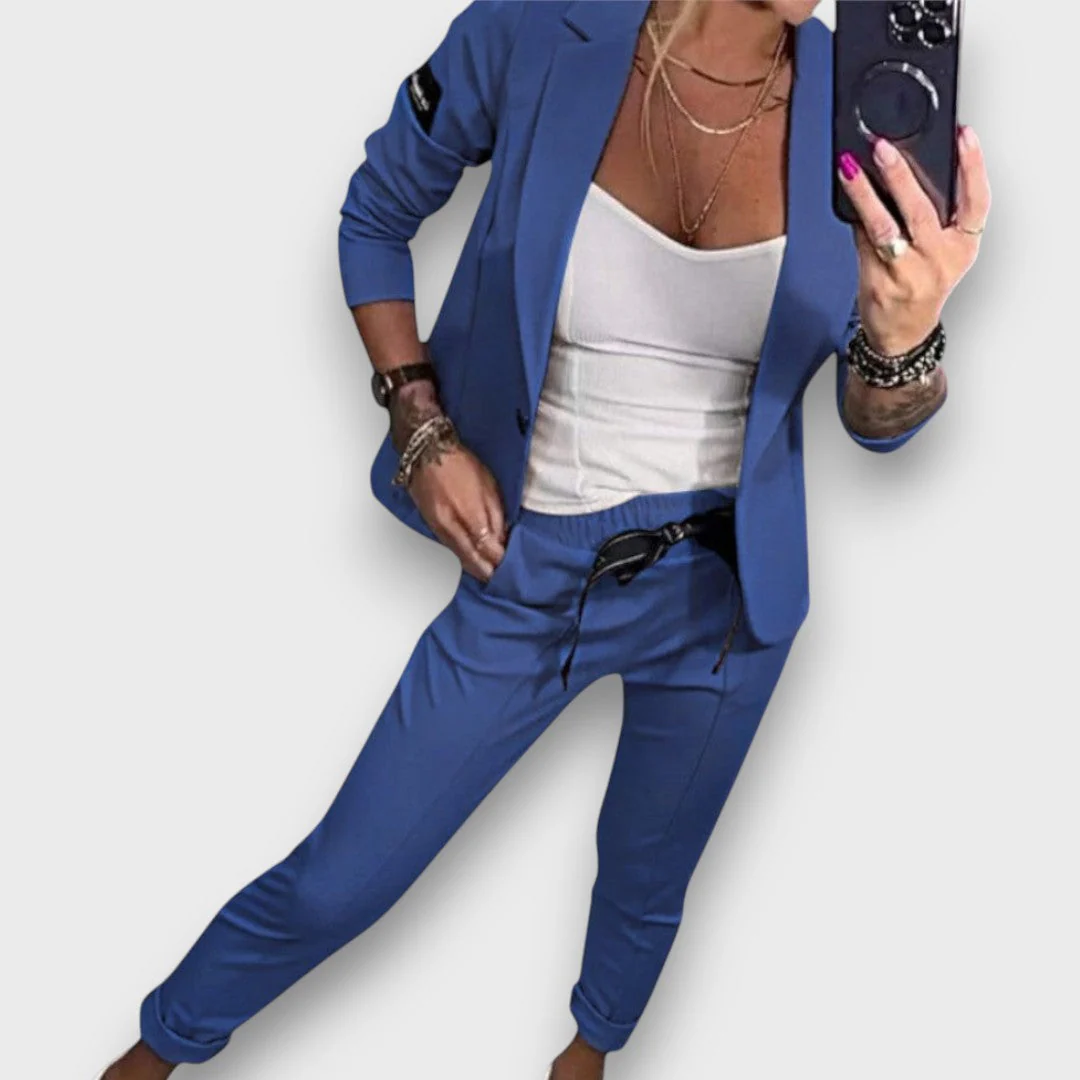 Verena – Moderner Blazer-Zweiteiler - Image 3