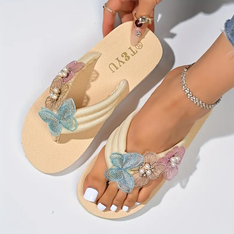 Verona – Sandalen mit floralem Keilabsatz - Image 2