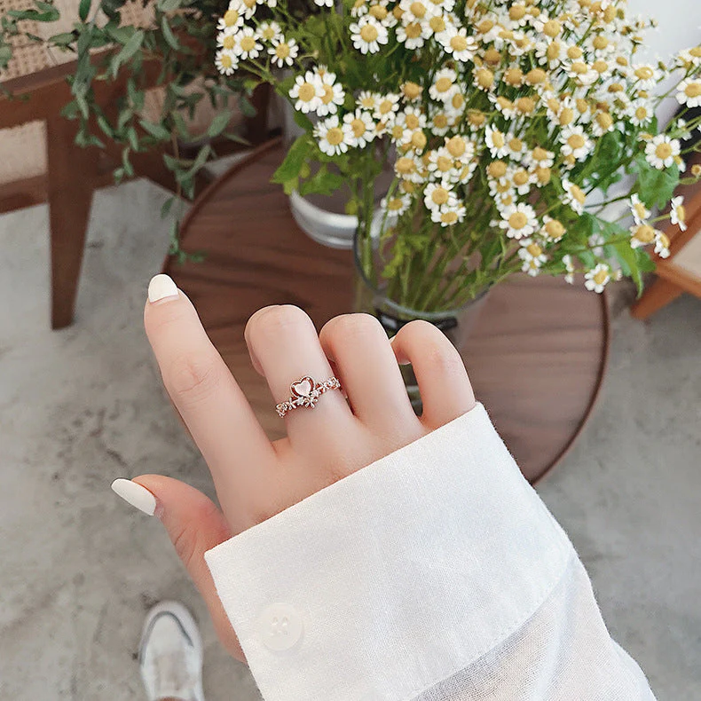 Verstellbarer Ring aus Gold mit rosa Herz und Zirkonia - Image 2