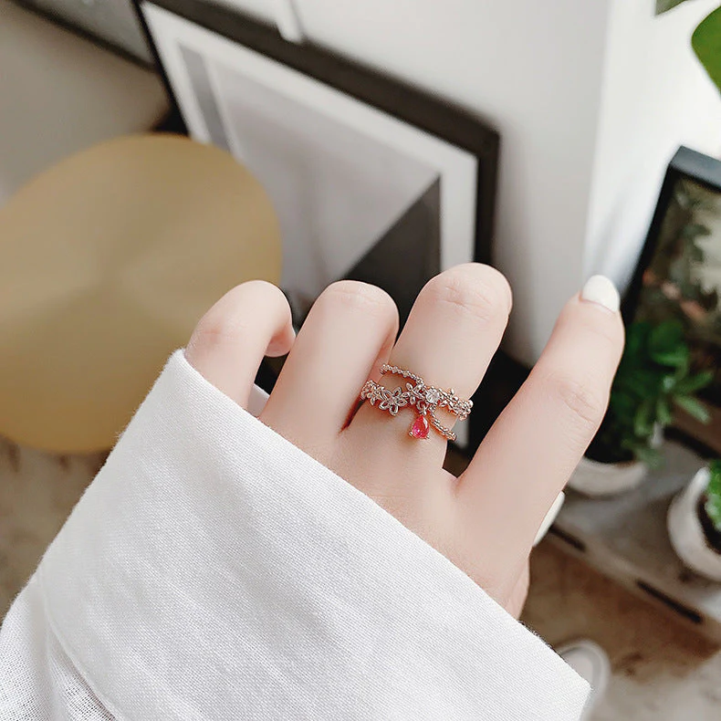 Verstellbarer Ring aus Gold Mit Zirkonia und Rubin - Image 2