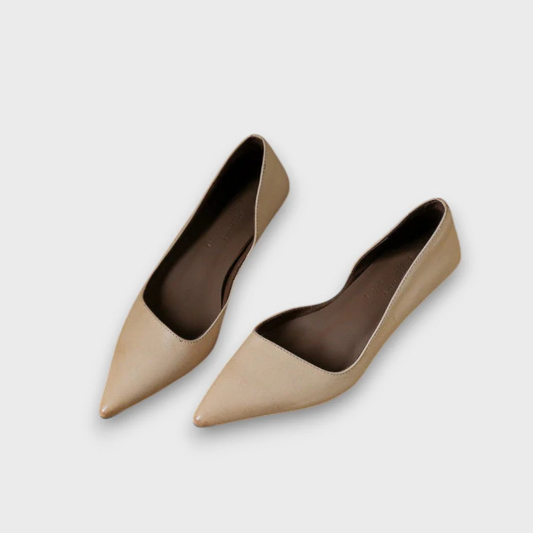 Veyra – Lederschuhe mit Kitten-Heel - Image 4