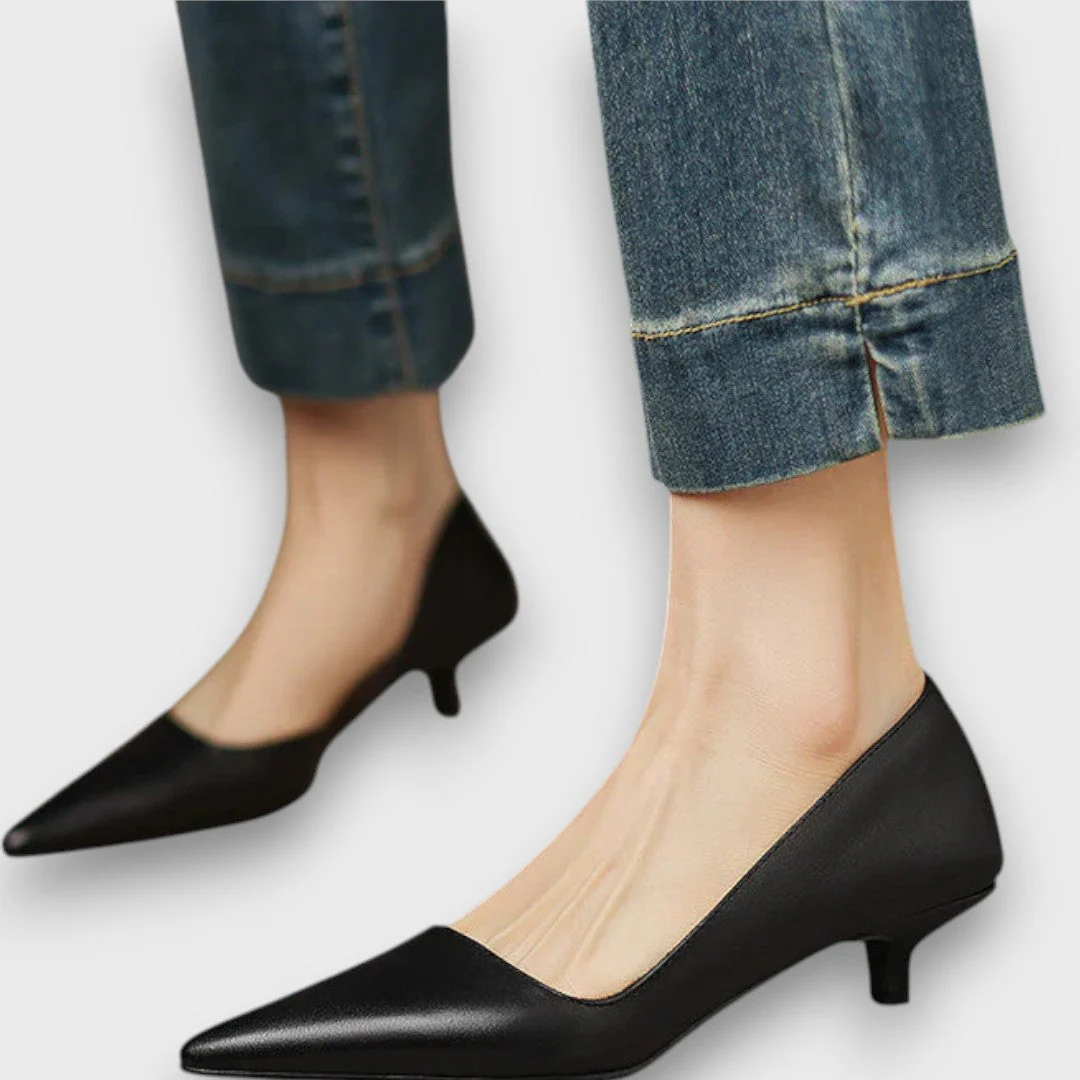 Veyra – Lederschuhe mit Kitten-Heel - Image 9