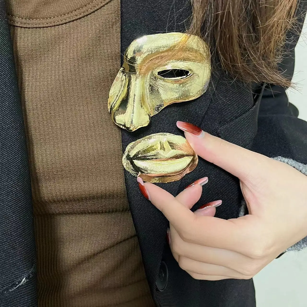 Vintage Gothic Punk Damen Brosche Lippen Gold - Image 4