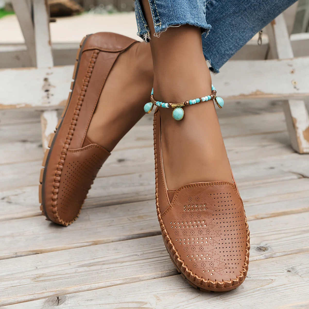 Vintellea™ – Elegante Damen Loafer mit Retro Perforation - Image 10