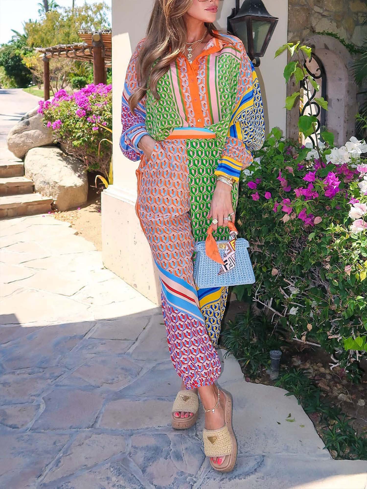 Vollständiges geometrisches Multicolor – Oversized-Hemd und Bloom-Hosen - Image 10