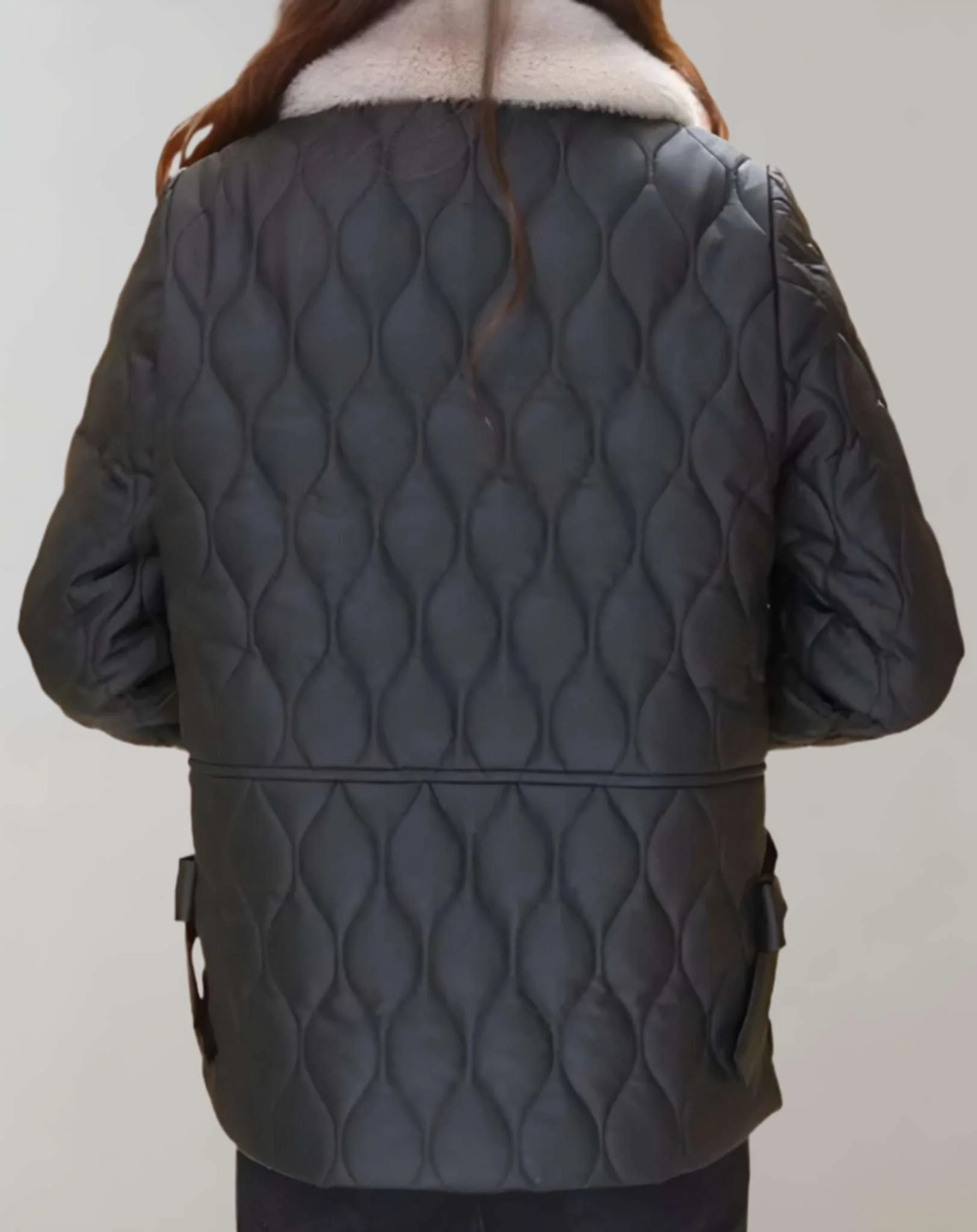 Warme Steppjacke für Frauen - Halle - Image 2