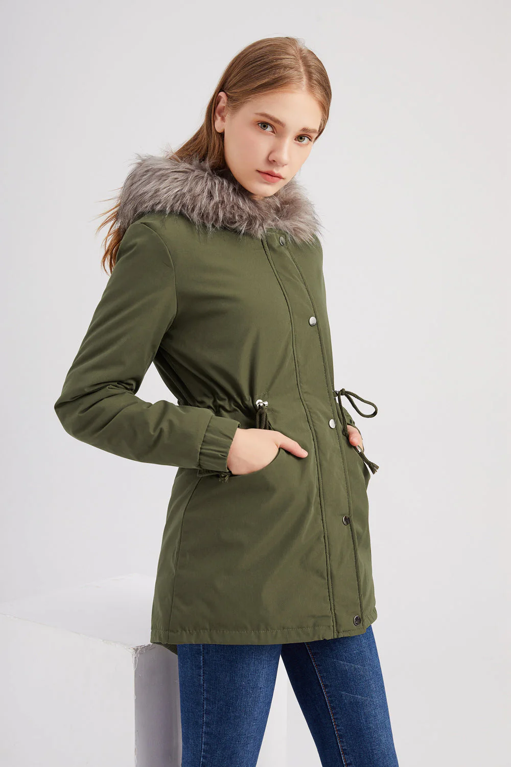 Warmer Damenparka mit Kapuze - Image 3